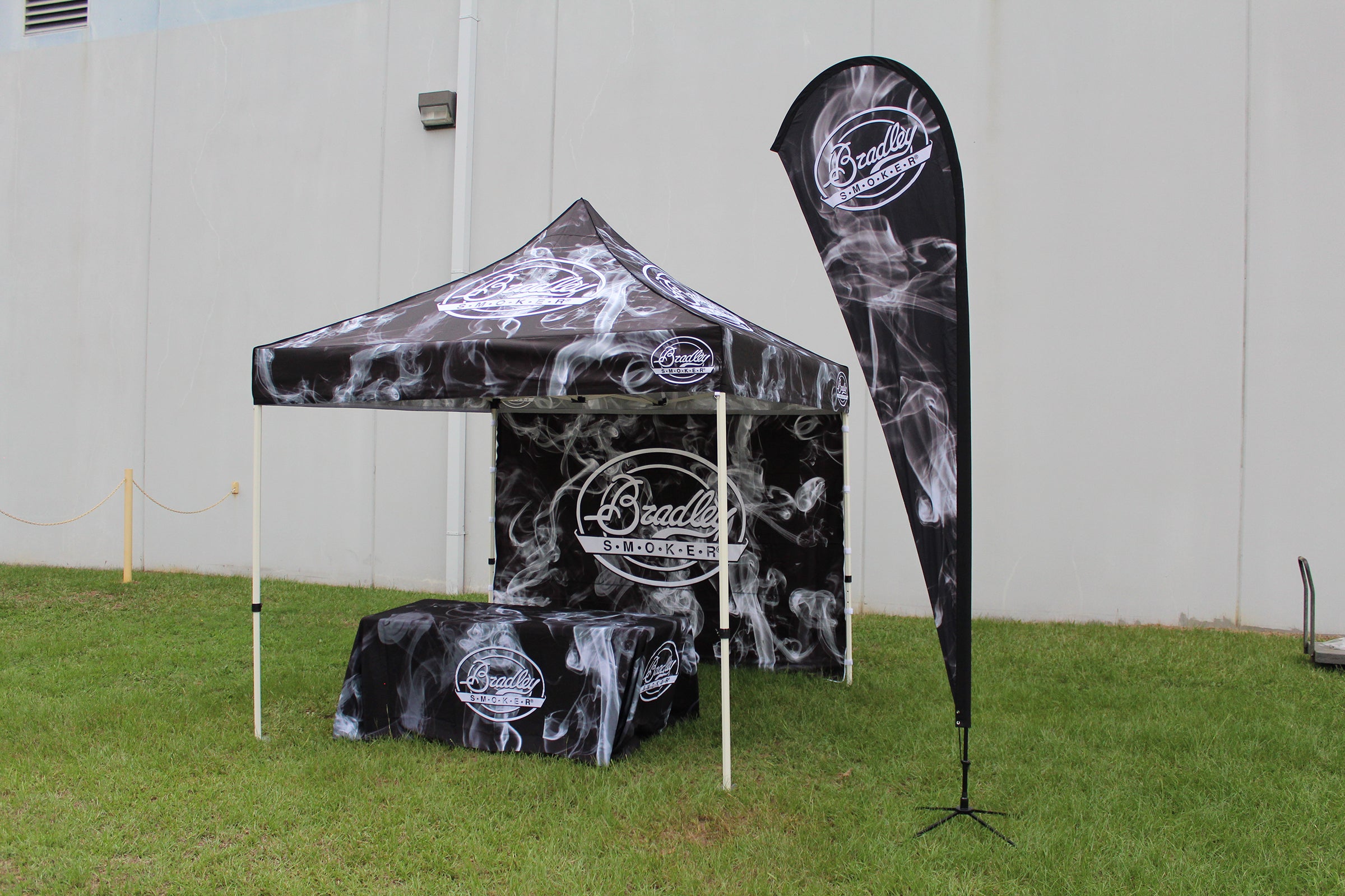 Custom canopy setup with flag